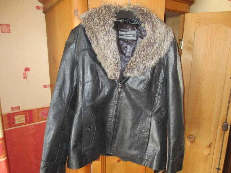 Ladies Black Leather Jacket with faux fur collar