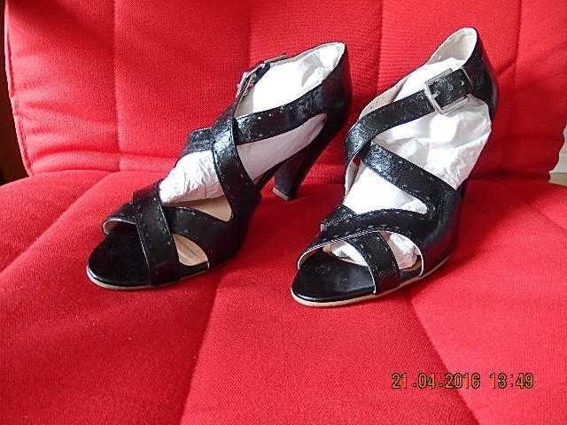 Ladies Black  Strappy Shoes