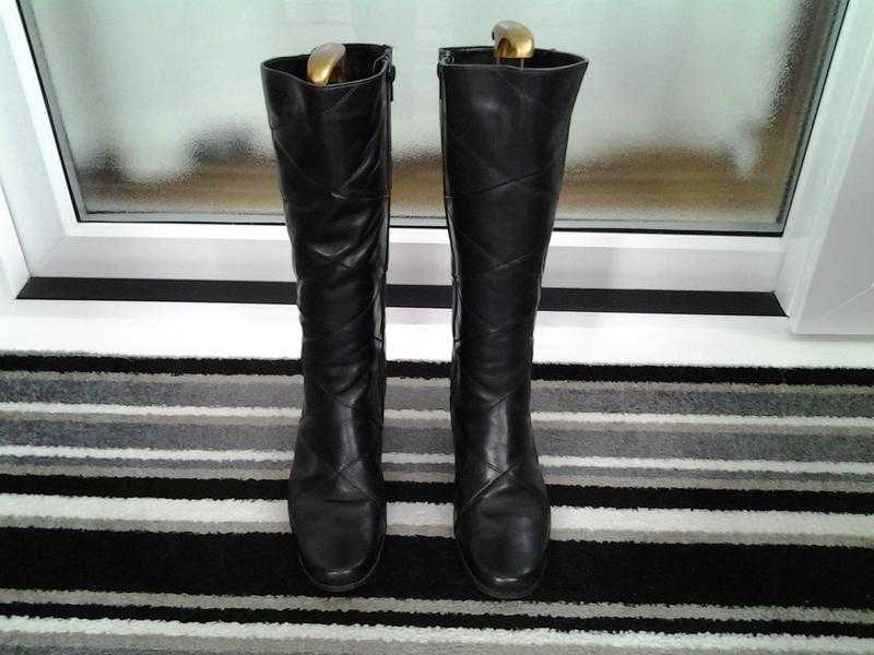 ladies Boots