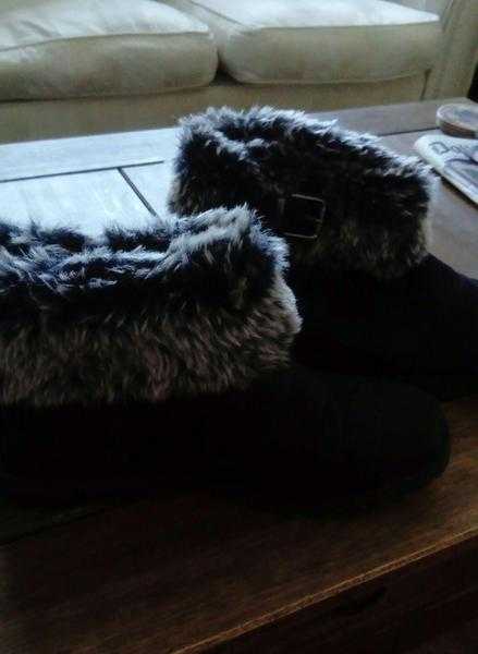 ladies boots size 5