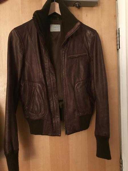 Ladies brown leather jacket. 12