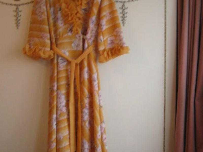 Ladies dressing Gown