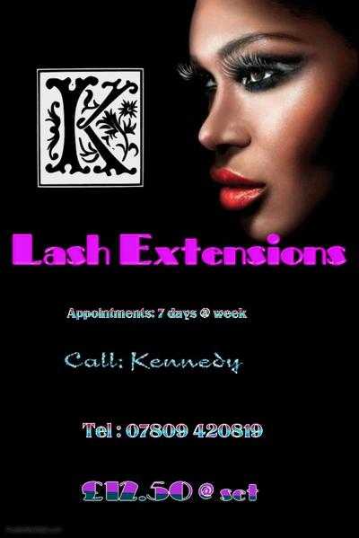 Ladies Eye Lash Extensions