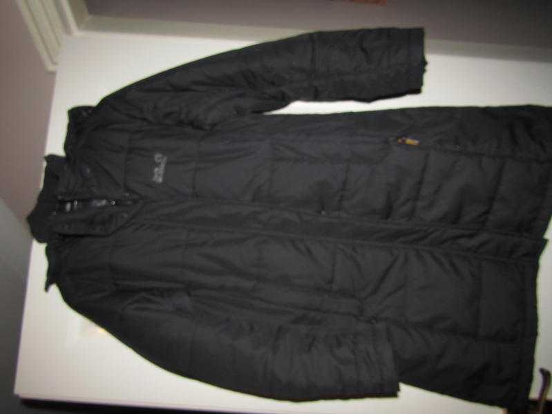 LADIES JACK WOLFSKIN WINTER COAT SIZE 10