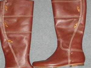 ladies leather boots