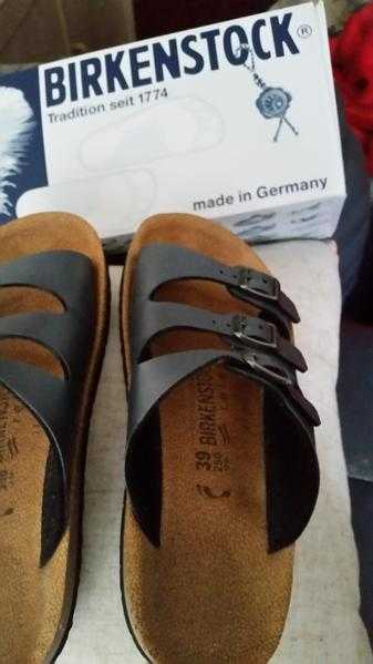 Ladies NEW Birkenstocks size 6 (39)