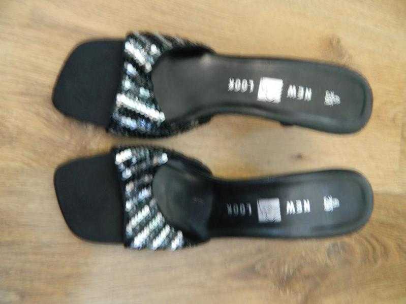 Ladies New Look Sandals size 6