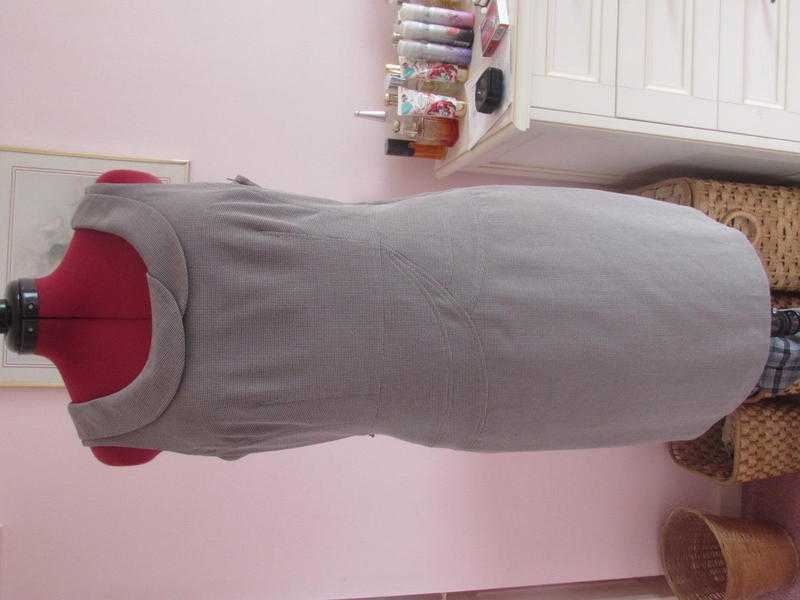 Ladies Next grey fully lined dress Size 16 Excellent condition