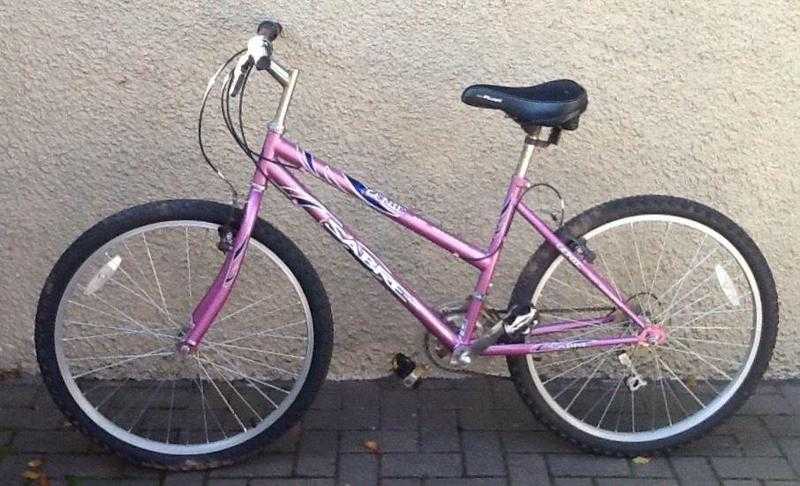 Ladies quotGeniequot Pink Mountain Bike