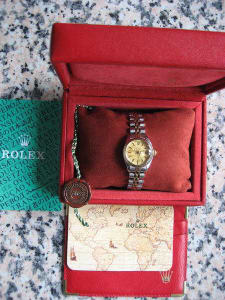 LADIES ROLEX Vintage Oyster Perpetual Date with RARE Dial, Jubilee Gold Bracelet and Box c1978