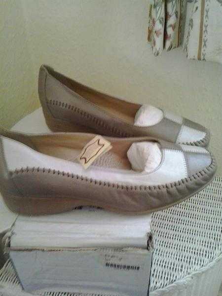 Ladies Shoes