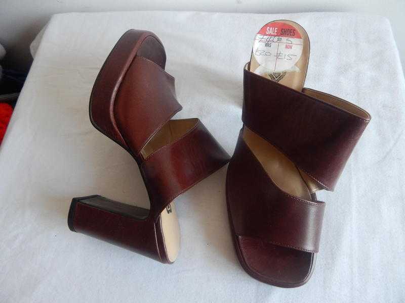 LADIES SHOES  MISS SELFRIDGE NEW)