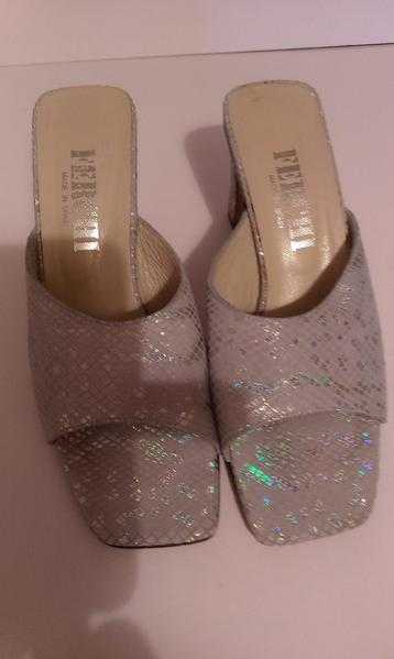 LADIES SIZE 4 EVENING SANDALS