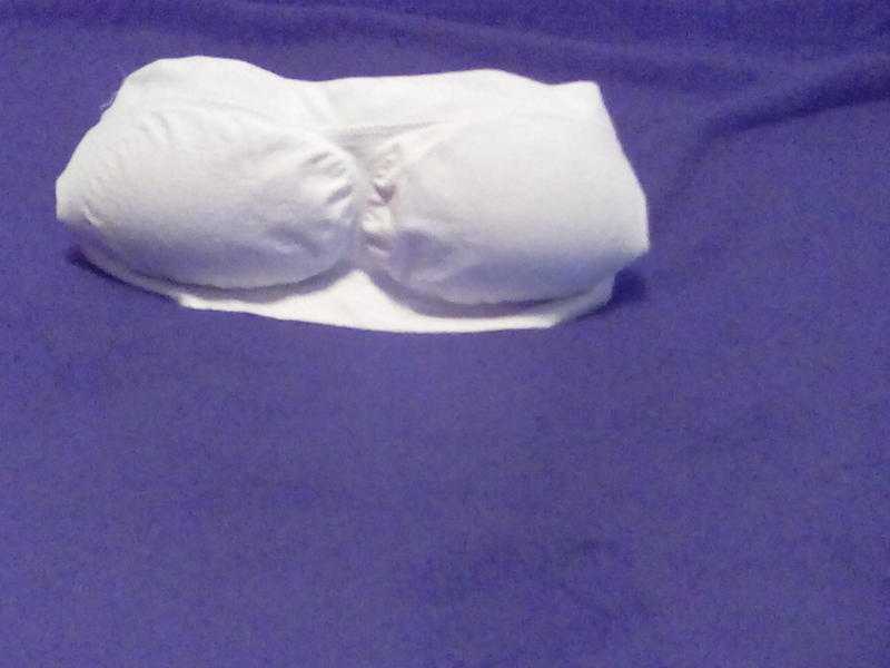 LADIES  STRAPLESS  BRA NEW