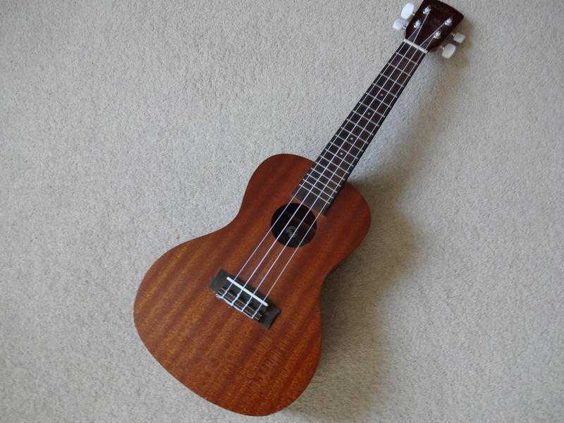 Laka Concert Ukulele - VUC50 - Built in Tuner - Uke