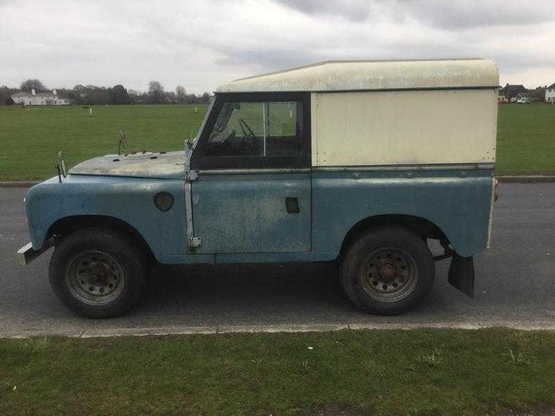 Land Rover 88 1973