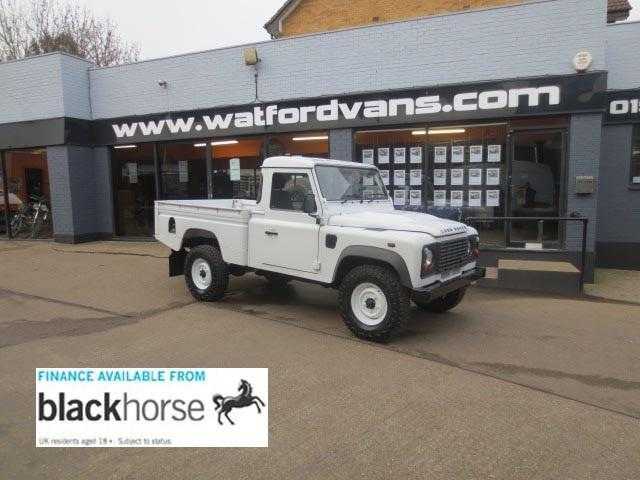 Land Rover Defender 110 2011