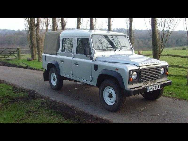 Land Rover Defender 110 2012