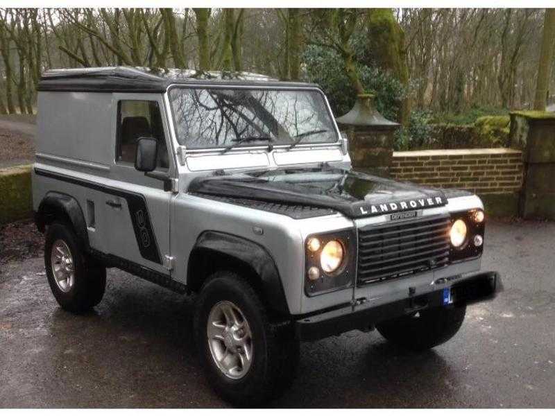 Land Rover Defender 1989