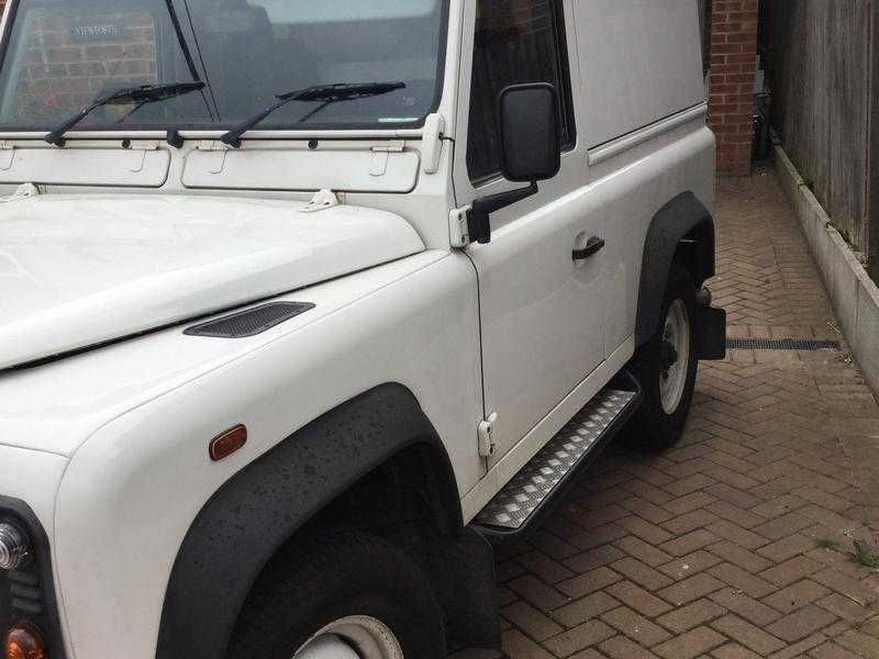 Land Rover Defender 2006