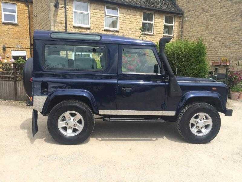 Land Rover Defender 90 2002