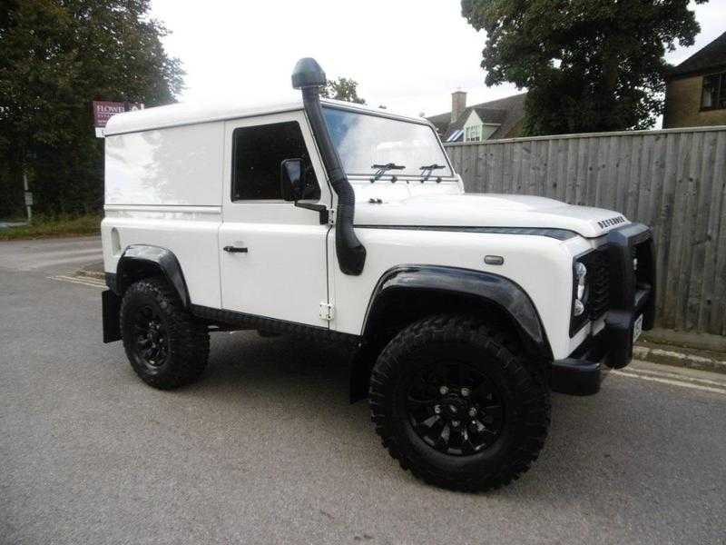 Land Rover Defender 90 2010