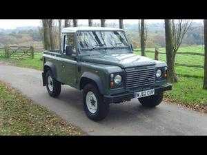 Land Rover Defender 90