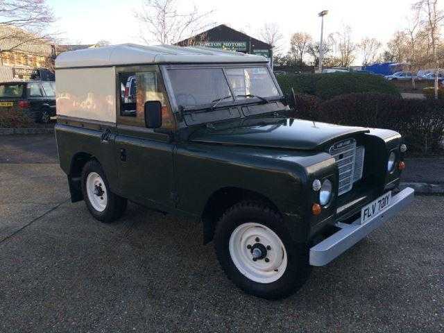 Land Rover Series 111 1983