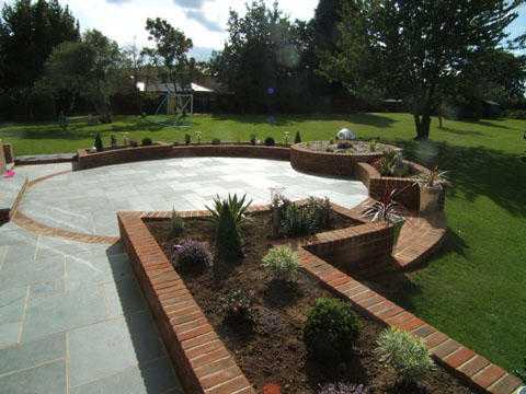 Landscaping and Garden maintenance, 25years experience working to make the Garden of your dreams.