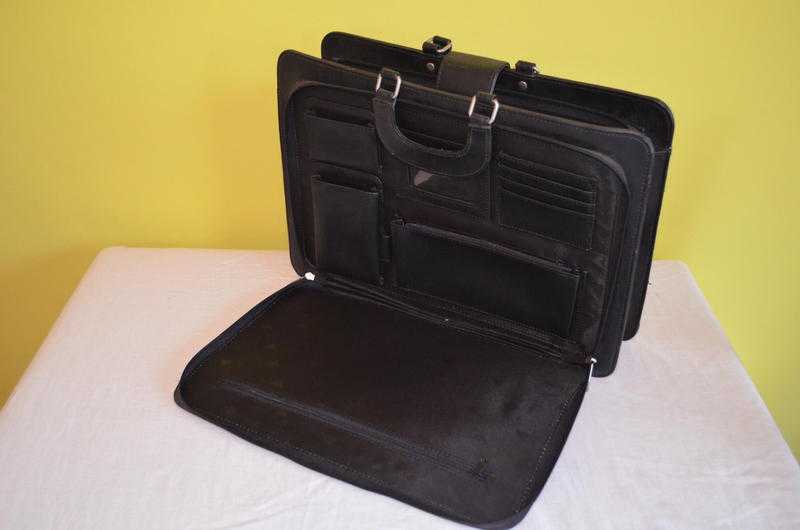 Laptop - Tablet Briefcase