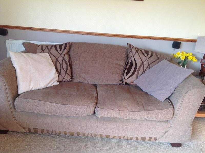 LARGE 3 amp 2 SEATER SOFAS