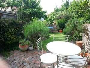 Large 3 bed semi-detached house Old Town