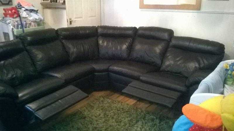 Large black lazyboy leather reclining corner sofa