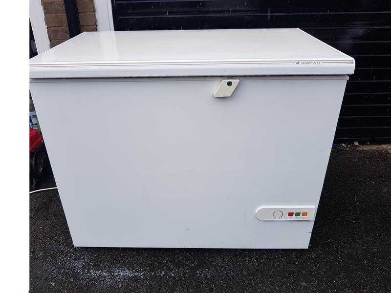 large chest freezer(delivery available)