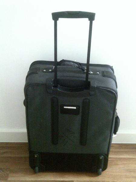 LARGE COSMOPOLITAN SUITCASE, DARK GREEN, WITH WHEELS2 ZIP COMPARTMENTS, GOOD CONDITION