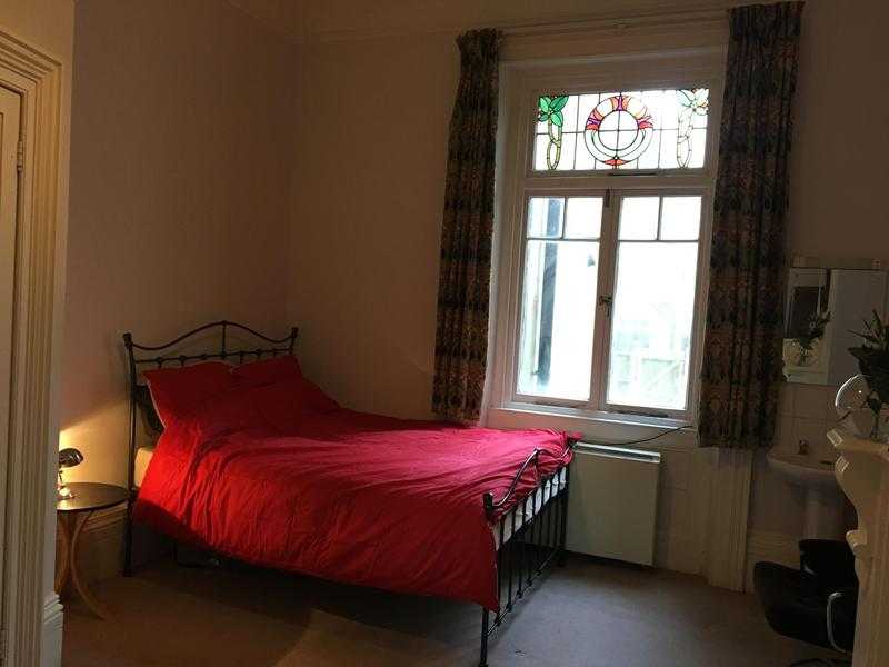 Large double room Kemptown seafront 550 inc bills