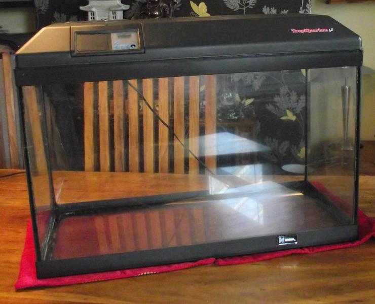 Large Fish tank for SALE - Hagen Tropiquarium 68