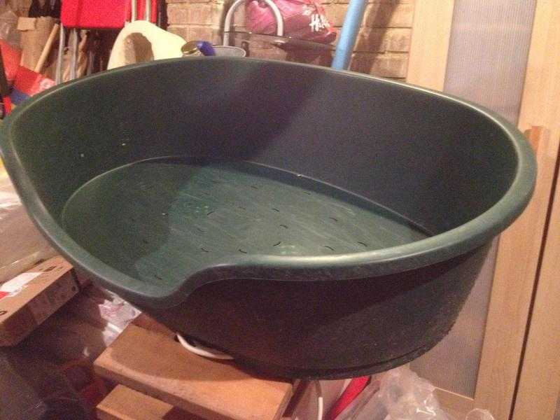 Large Green Plastic Dog Bed