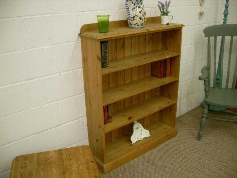 LARGE HEAVY SOLID PINE BOOKCASE QUALITY MADE  - CAN COURIER