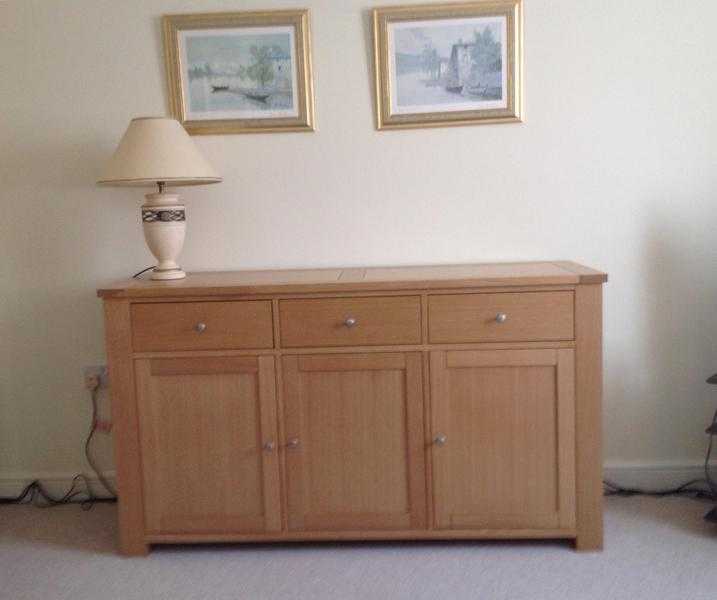 LARGE MODERN LIGHT OAK SIDEBOARD THREE DRAWERS and CUPBOARDS