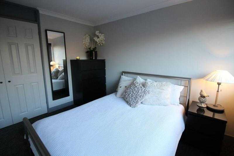 Large Modern Rooms to rent in Burgess Hill Town Centre