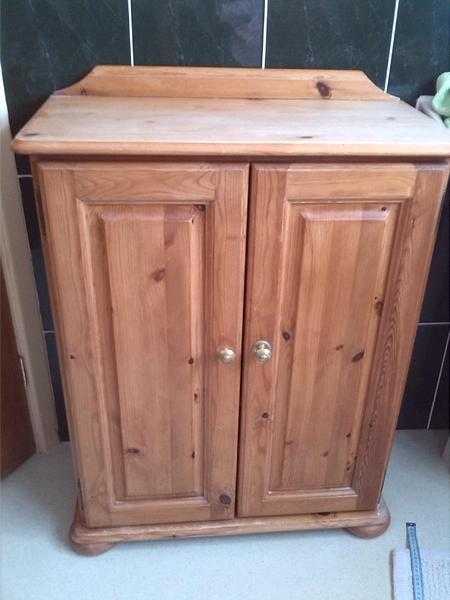 Large Pine 2 door cupboard