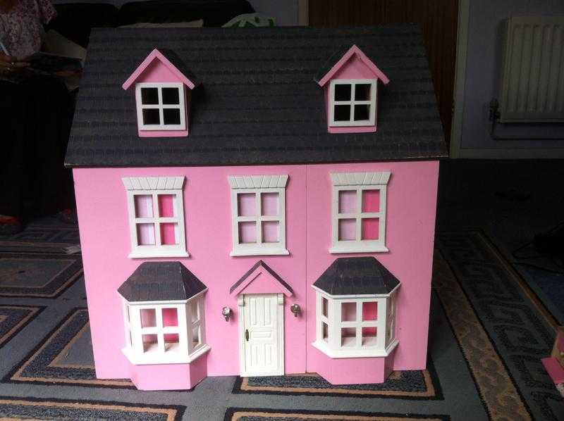 Large Pink Wooden Dolls House With Accessories