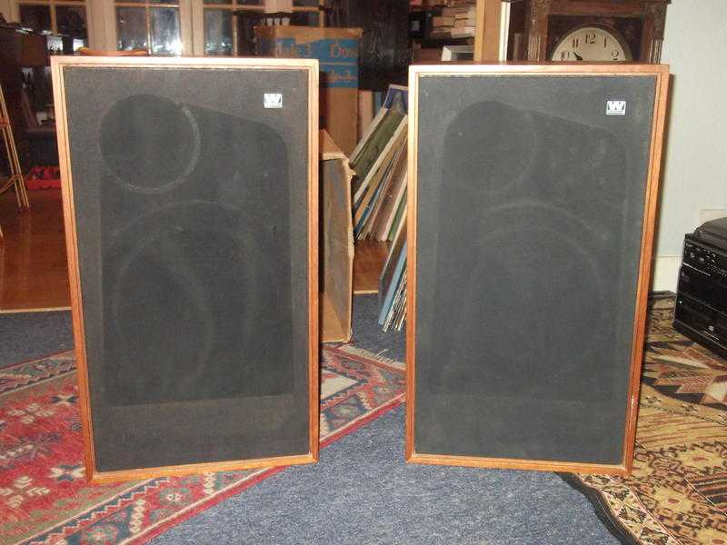 LARGE PR VINTAGE WHARFDALE DOVEDALE 3 SPEAKERS