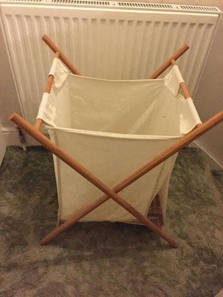 Large Wood Folding Laundry Basket with Detachable Natural Cream Bag