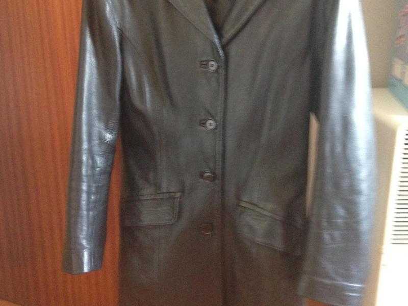 Lather coat black