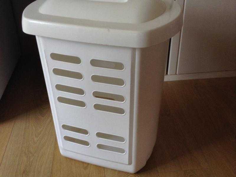 Laundry basket