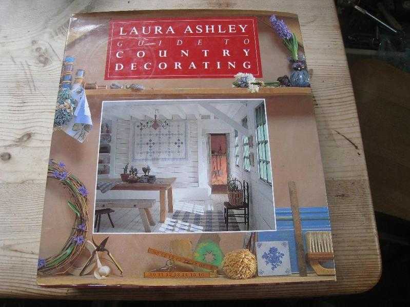 LAURA ASHLEY