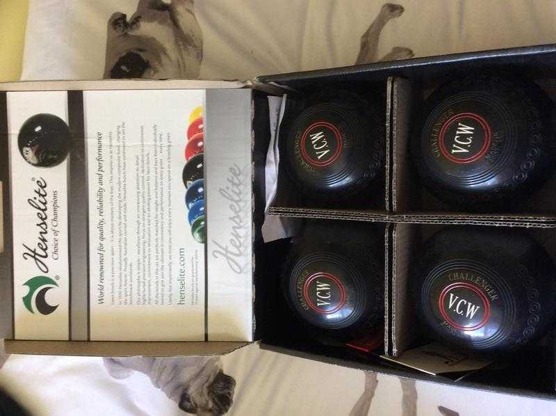 Lawn bowls size 5