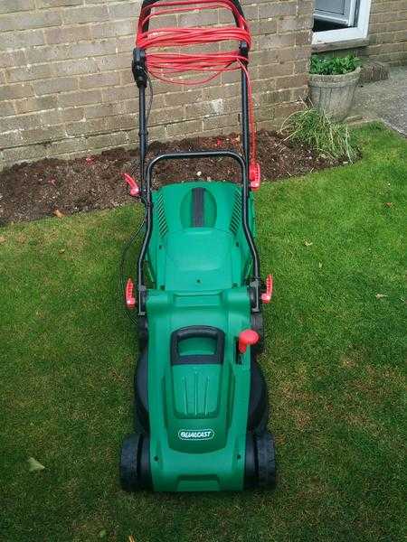 LAWNMOWER Qualcast 1600W electric rotary mover